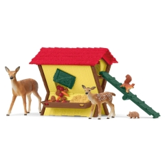 Schleich Farm World Feeding The Forest Animals 42658