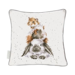 'Piggy in the Middle' Cushion 