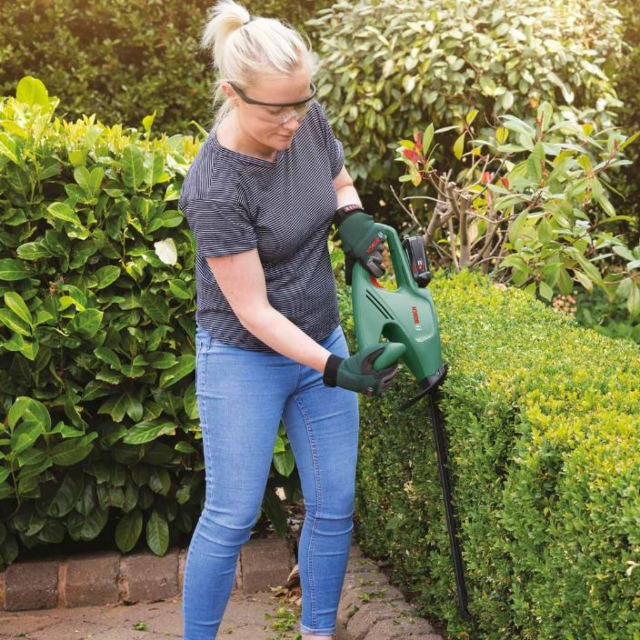 Bosch 18-45 Cordless Hedgecutter 18V