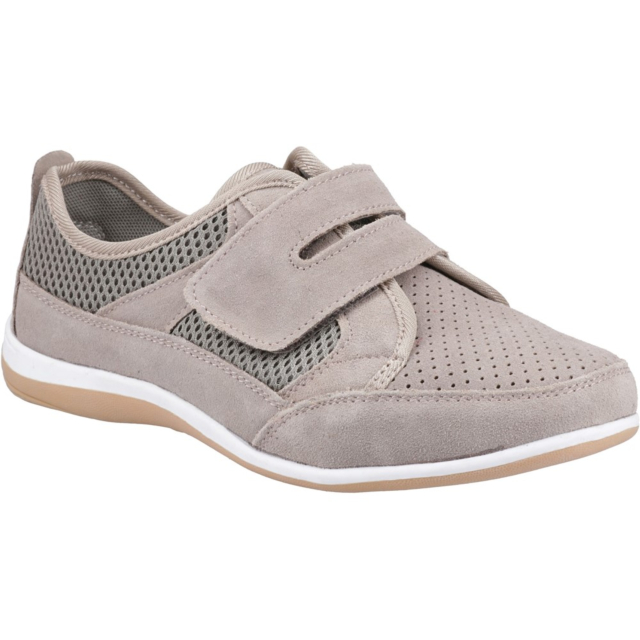 Pamela Trainer Taupe 