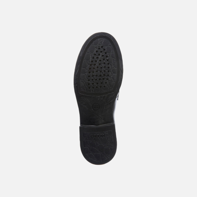 Geox Agata Girl's Loafer Shoes 