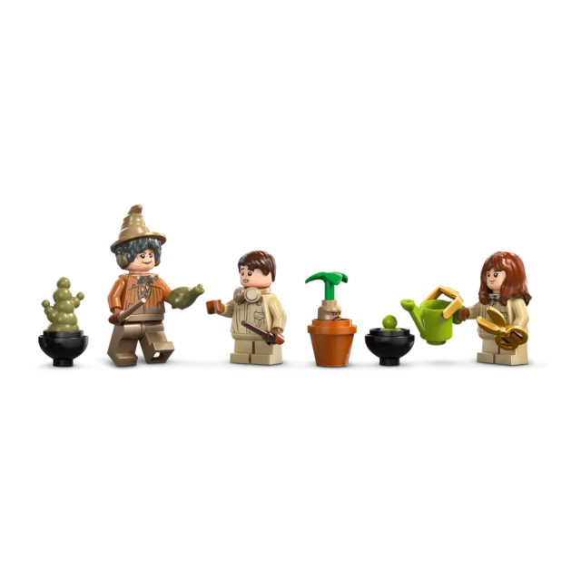 LEGO Hogwarts Castle Herbology Class