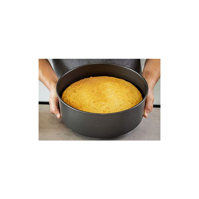 MasterClass Non-Stick Round Loose Base Deep Cake Pan, 30cm