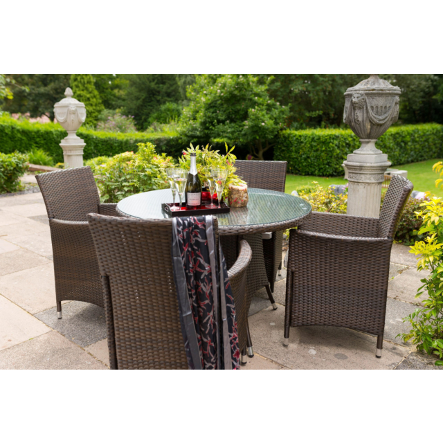 The Ryedale 4 Seater Round Dining Set  Brown