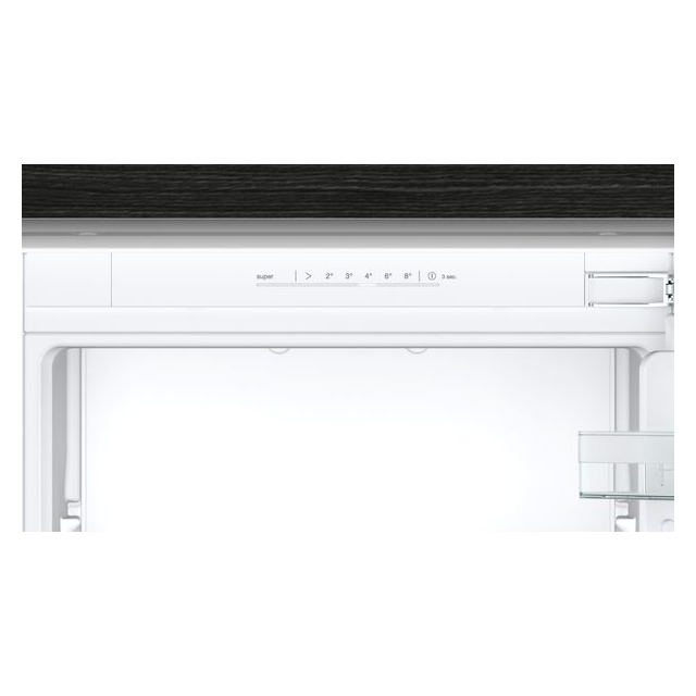Siemens iQ100 KI86NNFF0 Frost Free Integrated Fridge Freezer