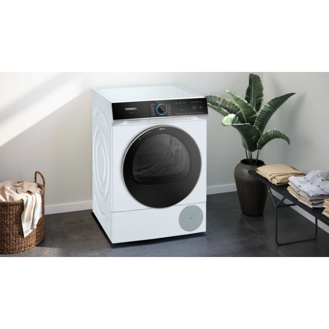 Siemens WQ46B2C9GB 9kg Heat Pump Tumble Dryer - White
