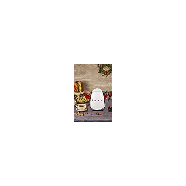 Smeg KLF03WHUK 1.7L Retro Style Kettle - White