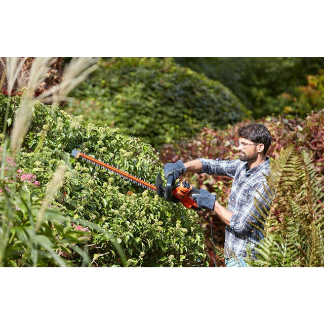 Black + Decker Hedge Trimmer 60cm 600W