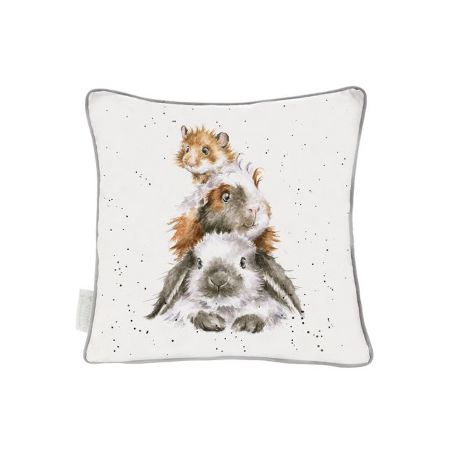 'Piggy in the Middle' Cushion 